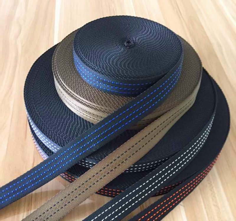 ���Sɫ���c����